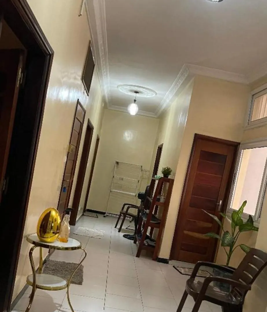 Le Rond Point Apartman Dakar